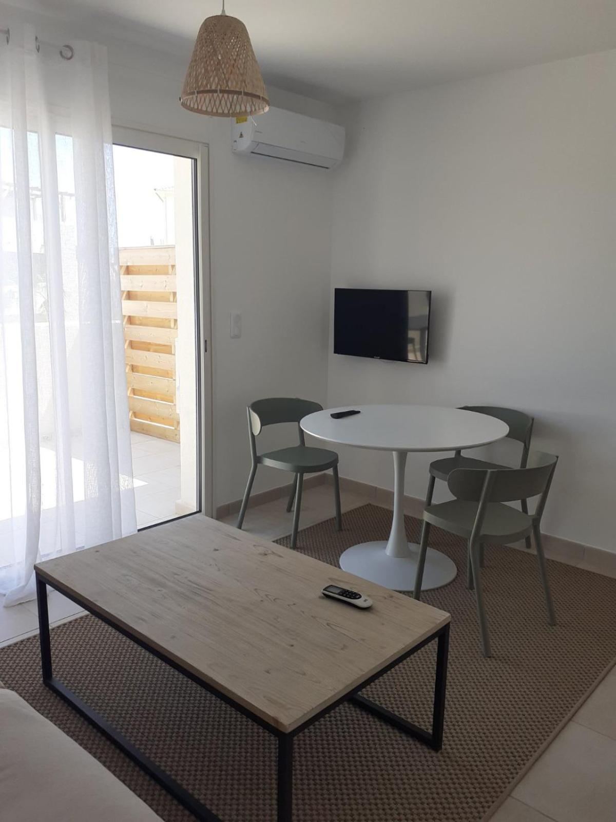 Corse, Residence Marina Di Bravone, Acces Direct Plage Linguizzetta Esterno foto